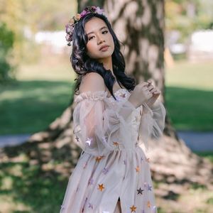 Meet your Posher, Hazel